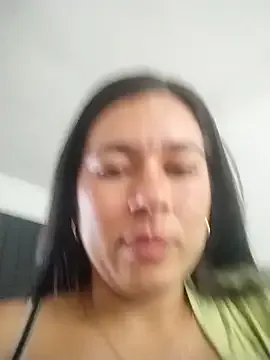 GabbyConner — remove t-shirt