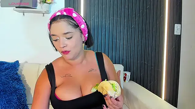 Gabrielaa_Miller_ — Oil tits