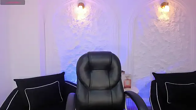 GabriellaLee — Spank & oil ass