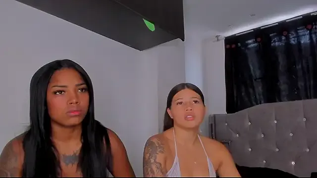 game_with_lesbians_ — suck Lux's ass