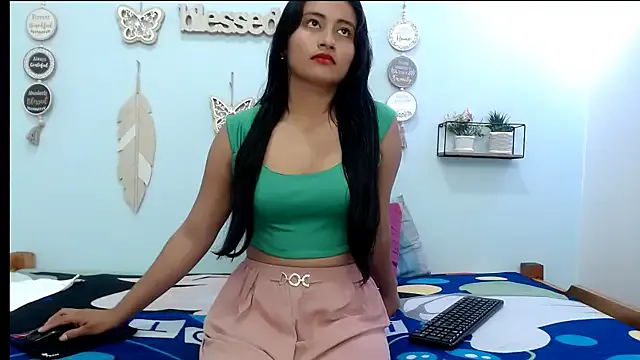 gatubelacute18 — 2 finger in pussy