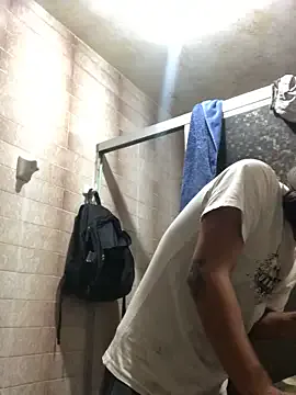 Ghostben — Show en regadera con cum