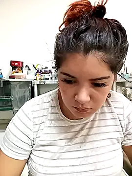 girl_tentation69 — Twerking