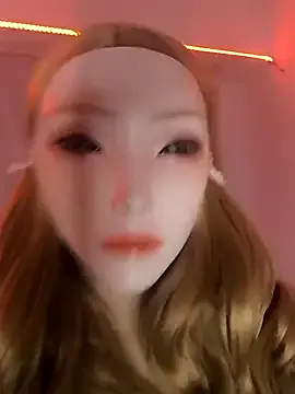 Girliemask — Doggystyle fuck without comdom 3min 