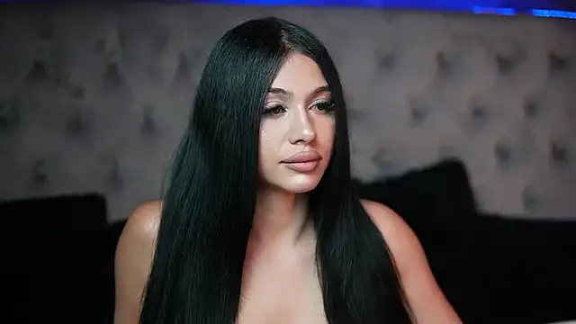 GiuliaSya — DILDO FUCK IN DOGGY 