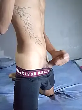 God_Eros_23cm — Showscum