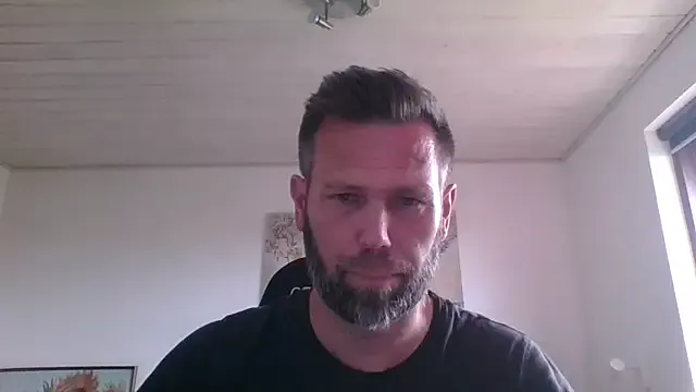 Gotta1 — Play my cock and cum mmmmmmmm