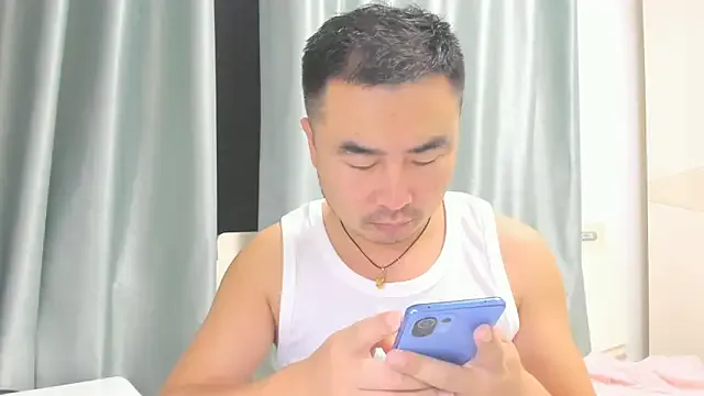 guozuo — Freechat on StripChat