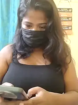 HAANNIAA — Freechat on StripChat
