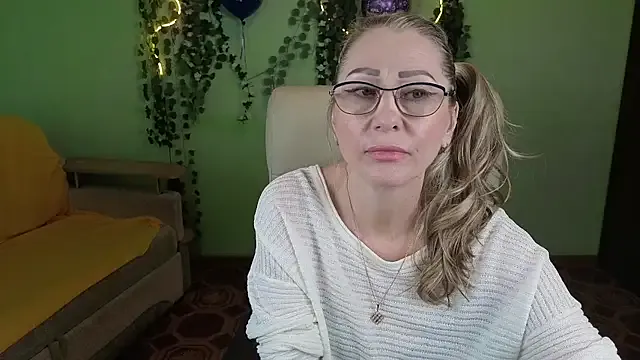 Habibi_Honeyy — Freechat on StripChat