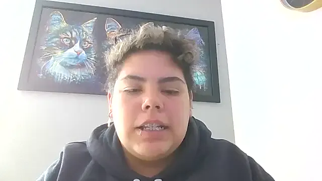 Hailey_Curvy —  DANCE SEXY AND NAKED 