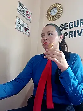 Hannah-colx — riding dildo and big squirt for you 