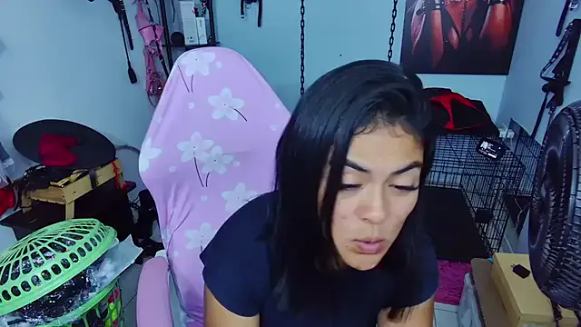 Hannah-grace — Freechat on StripChat