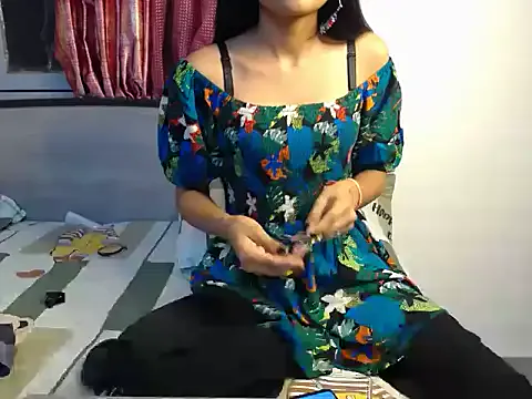 harleen-cam — SHOW ME OPEN LONG HAIR 