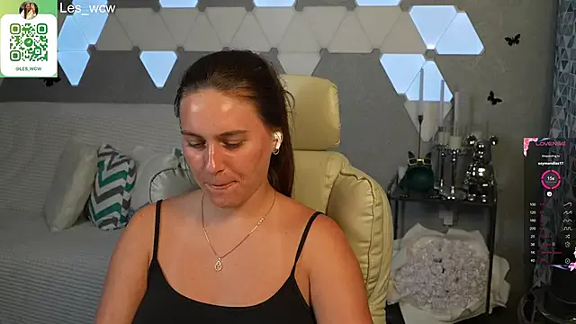 HarleyDeess — Freechat on StripChat