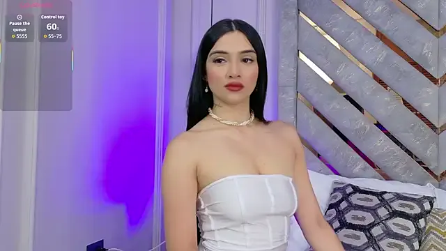 Harper-Avary —  Zoom Face & Bite my Lips 