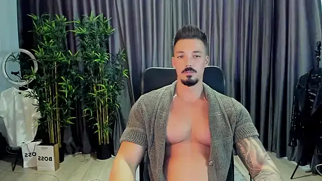 HaydenSpearss — CUM ON ABS AND CHEST