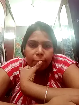 HEENA_STRIP — Lush 