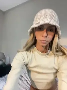 heloagreen_ — Ficar pelada