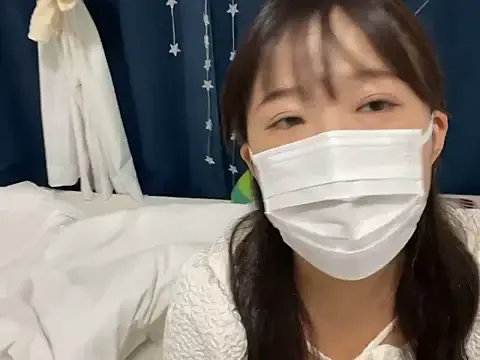 hikiwarinatto_xoxo — (////)