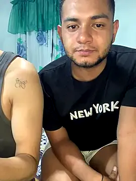 honey_fern1 — Me hago un masaje en las nalgas
