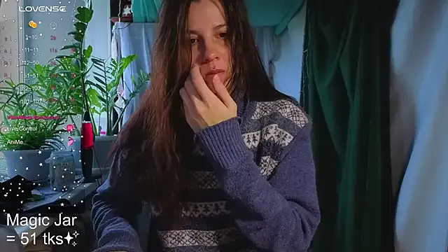 HoneyLem0n — look at under boobies (without show nipp