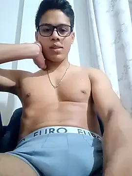 HornyTiger744 — Clothes off/ Sem roupa