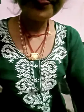 Hot_ashna — Full open7879787561
