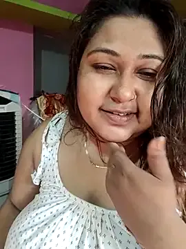 hotbhabhi011 — Flash pussy  1 fingering