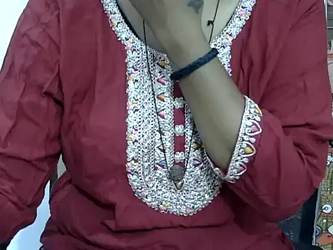 Hott_Noor — King Demand ...........