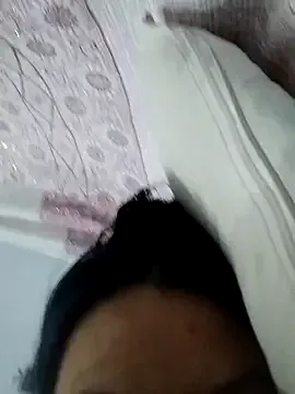 Hy-817 — Freechat on StripChat