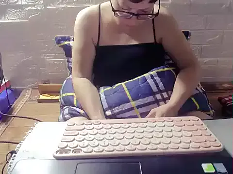 hyhy_99 — show tits