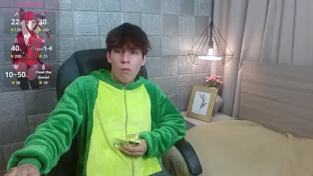 Iantwink18 — cum show