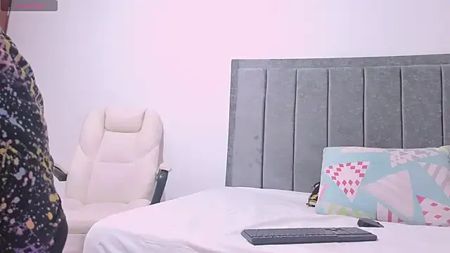 idaly_johnson1 — ice in the pussy