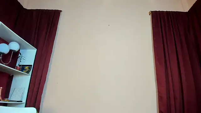 Im_zaraa — Sexy dance + spank ass + oil