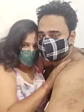 IND_COUPLE1 — Boobs Combo ( kiss, licking & sucking )