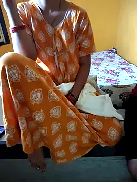 Innocent-pilla — Ass show