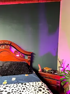 isa__vellum — Dildo in pussy 