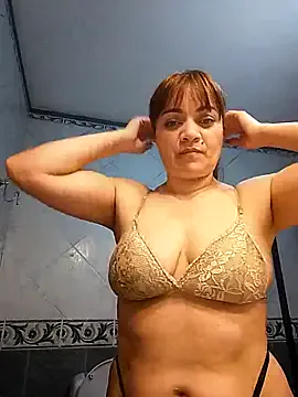 isabella931054 — Flash tetas