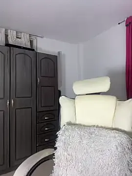 Issa_Santana — PUT YOUR COCK IN MY PUSSY