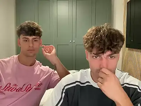 italianboy092 — CUM SHOW