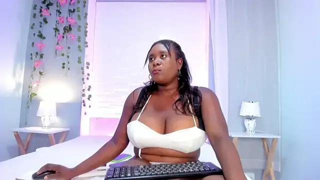 IvyBennet_ — Show my boobs