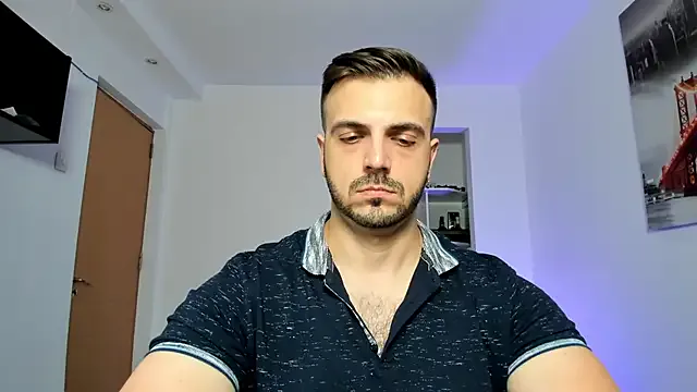 Jace_Thorne — New here - Arms Flex for you 