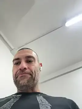 Jackcazzone_82 — Levare maglia a lavoro