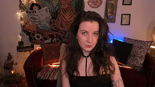 JackieByrd — eyes contact ;)