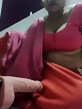 Jahnvi_Kapoor — Fuck me like a bitch