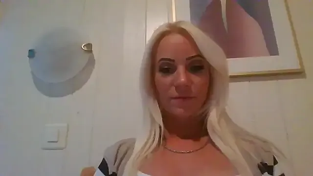 Jaira64 — Freechat on StripChat