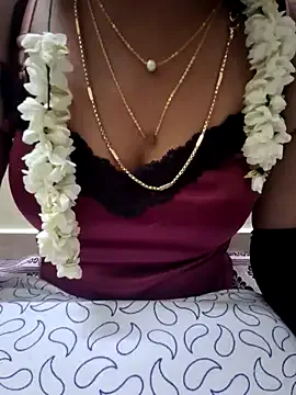 jasminetaml — Private on StripChat