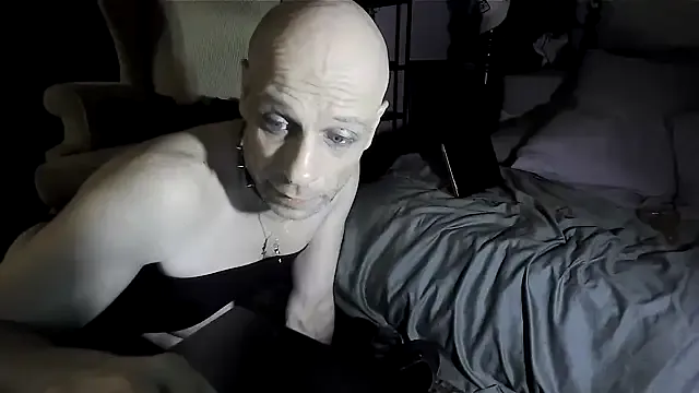 Jaycloudedview — find some dick to suck!!!