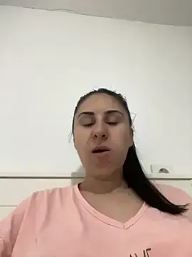 JenniferEdith — Undress me with pleasure 